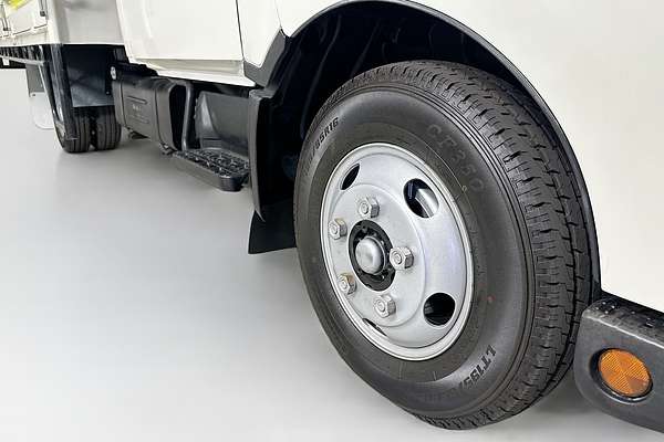 2020 Hino 300 616 LONG XZU720R 4x2 LWB