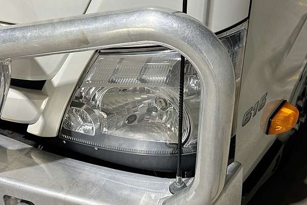 2021 Hino 300 616 3870 WIDE XZU720R MY20 REAR WHEEL DRIVE LWB