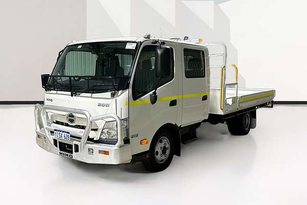 2021 Hino 300 616 3870 WIDE XZU720R MY20 REAR WHEEL DRIVE LWB