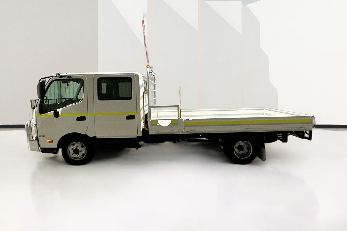 2021 Hino 300 616 3870 WIDE XZU720R MY20 REAR WHEEL DRIVE LWB