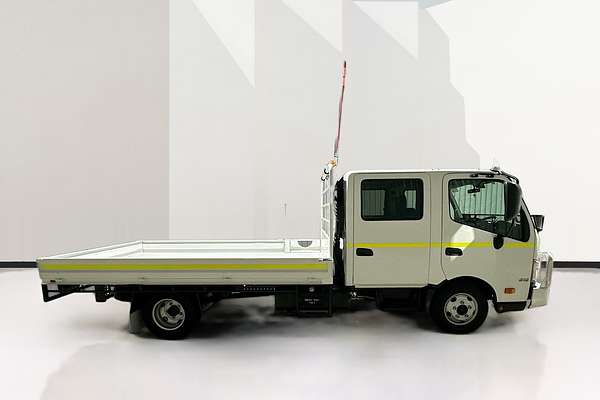 2021 Hino 300 616 3870 WIDE XZU720R MY20 REAR WHEEL DRIVE LWB