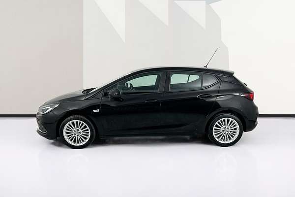 2017 Holden ASTRA R BK MY17