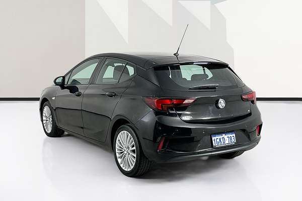 2017 Holden ASTRA R BK MY17