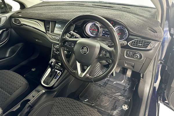 2018 Holden ASTRA R BK MY18.5