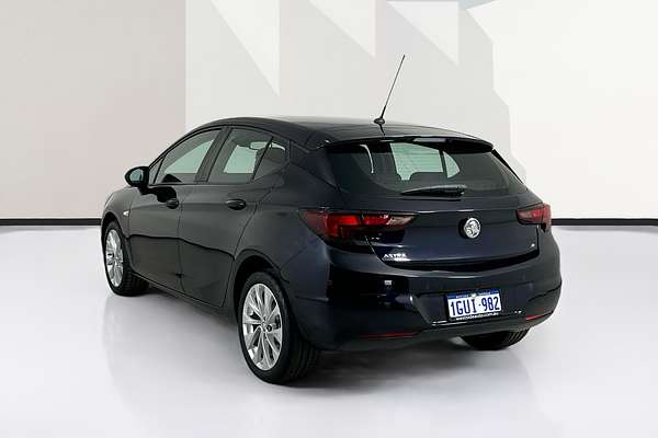 2018 Holden ASTRA R BK MY18.5