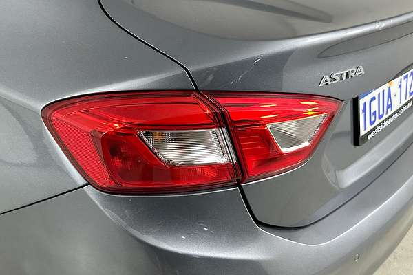 2017 Holden ASTRA LS PLUS BL MY17