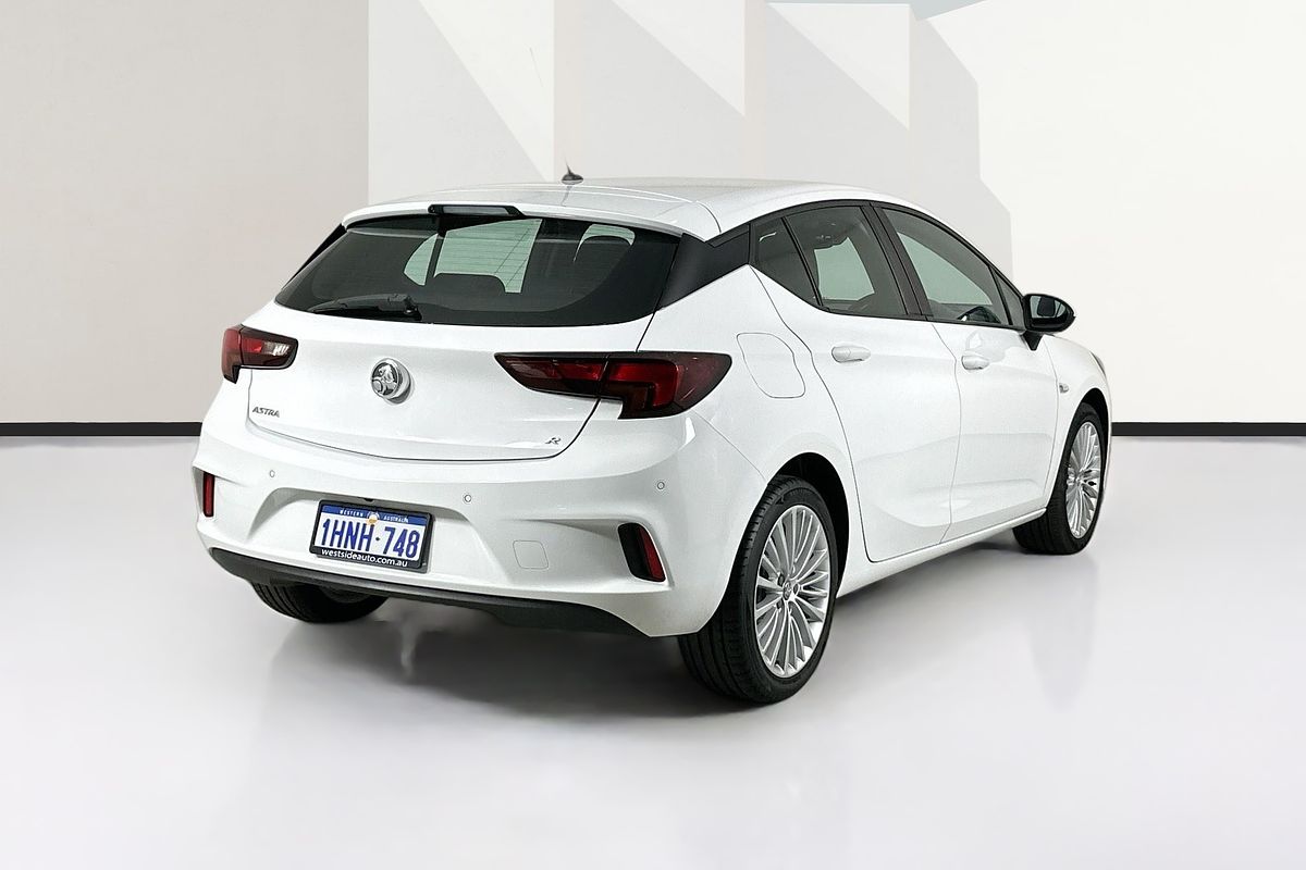 2017 Holden ASTRA R BK MY17