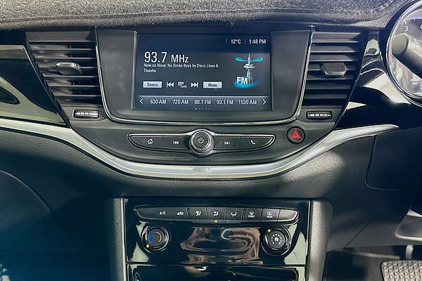 2017 Holden ASTRA R BK MY17