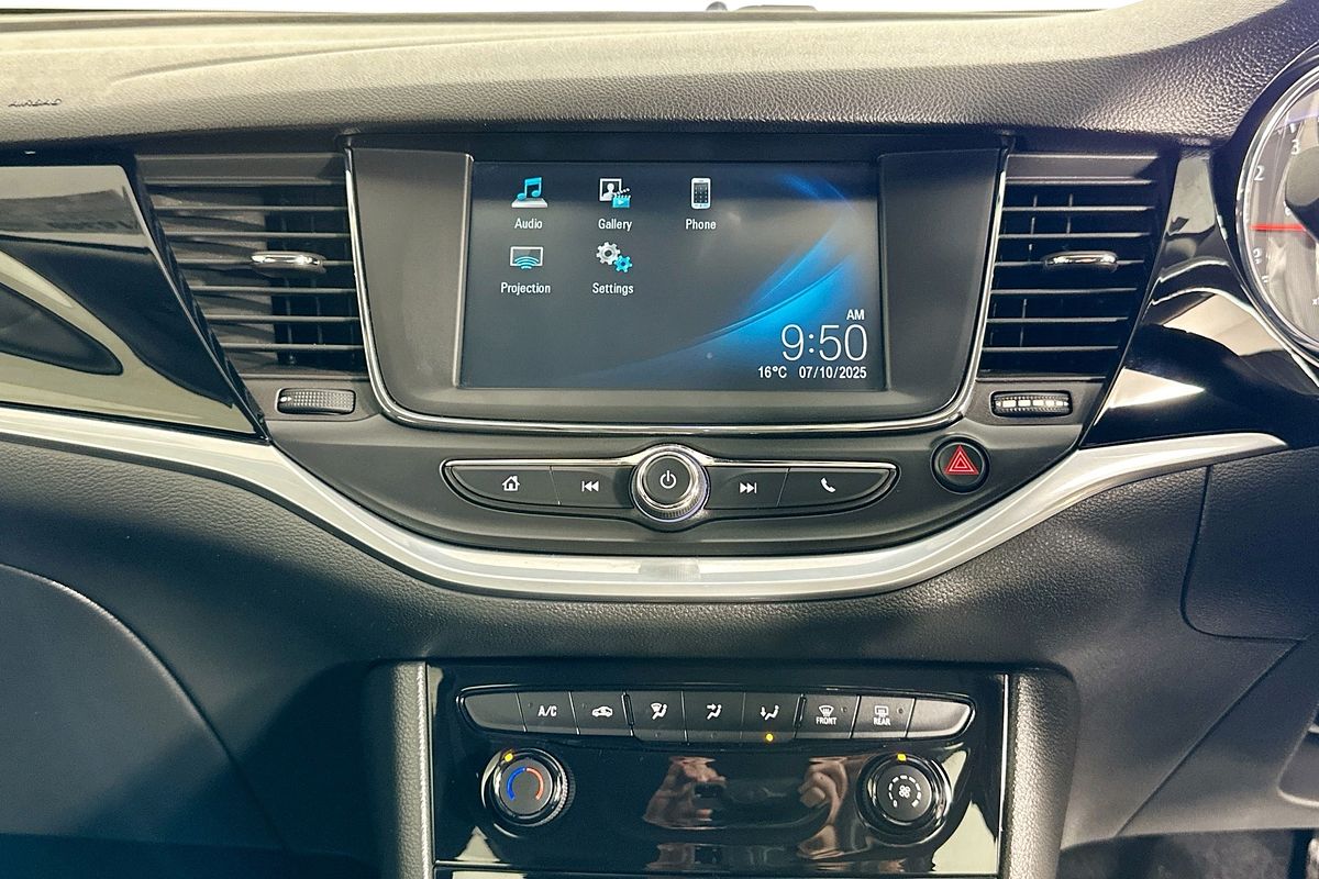 2017 Holden ASTRA R BK MY17