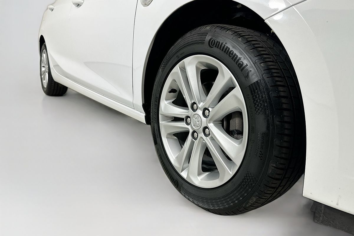 2017 Holden ASTRA LS BL MY17