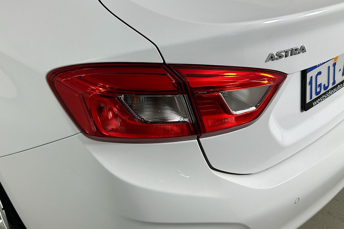 2017 Holden ASTRA LS BL MY17