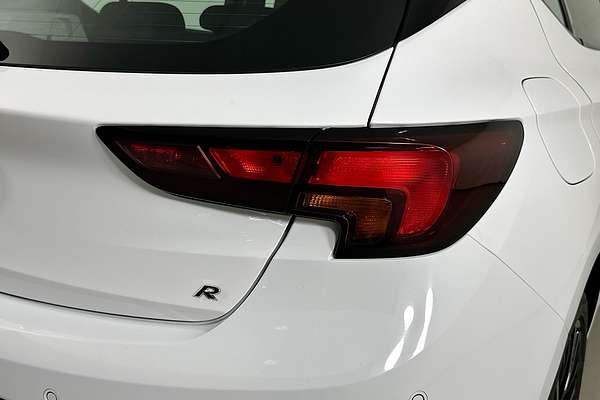 2017 Holden ASTRA R BK MY17