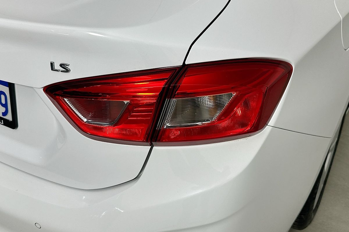 2017 Holden ASTRA LS BL MY17