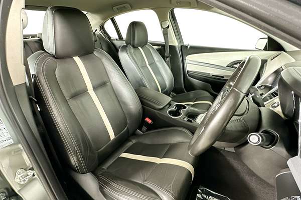 2015 Holden CALAIS  VF II