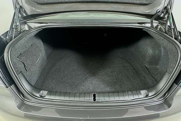 2010 Holden CALAIS V VE MY10
