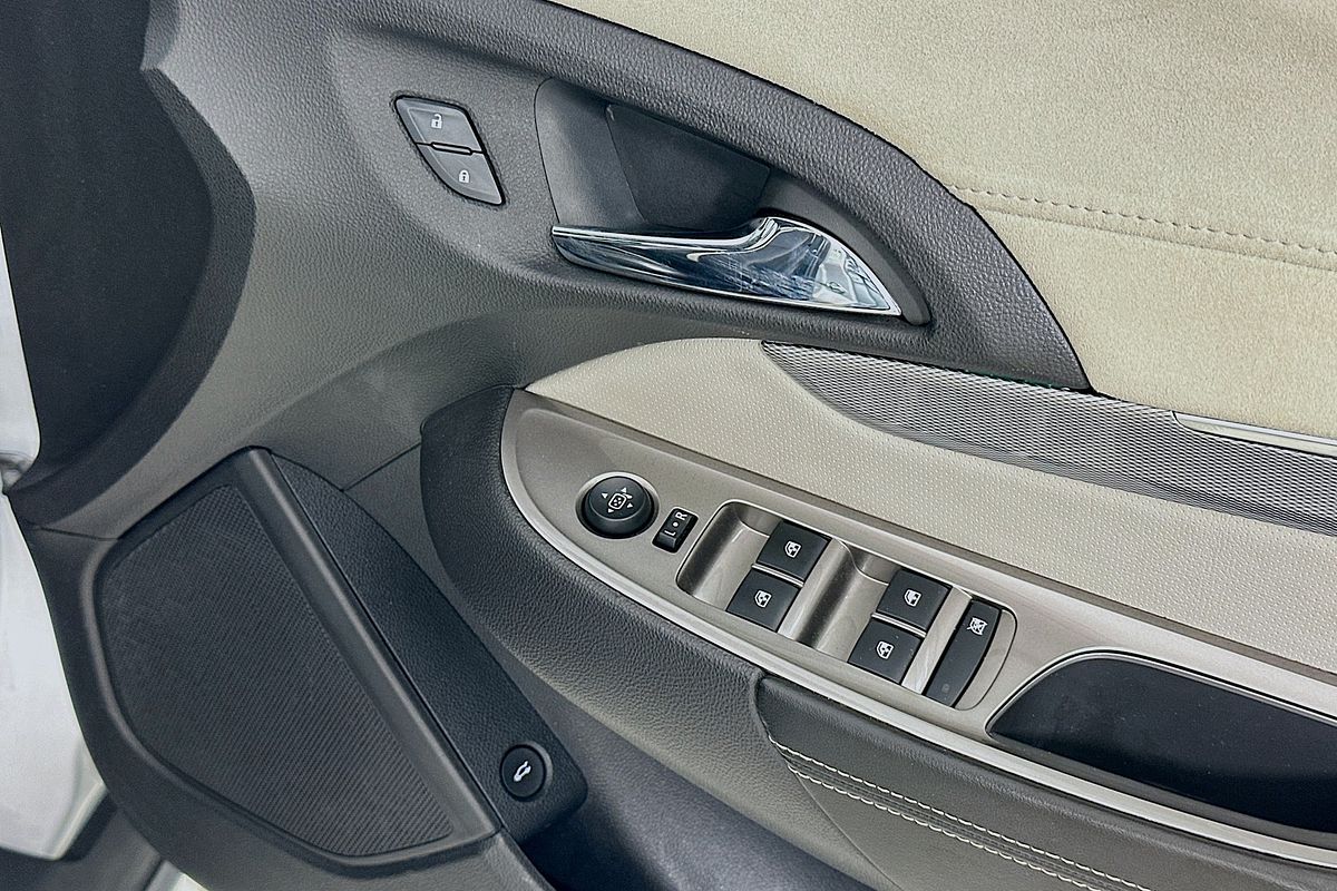 2015 Holden CALAIS  VF MY15
