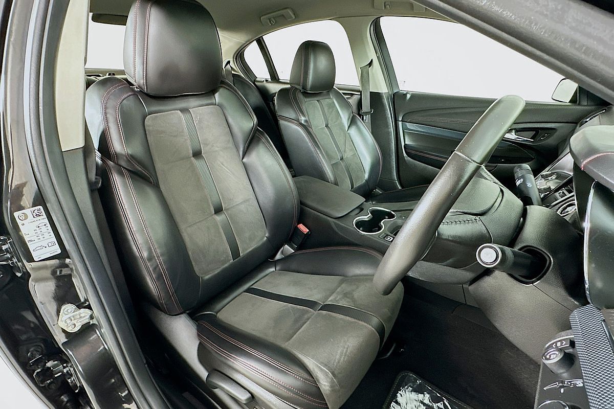 2016 Holden COMMODORE SV6 BLACK EDITION VFII MY16