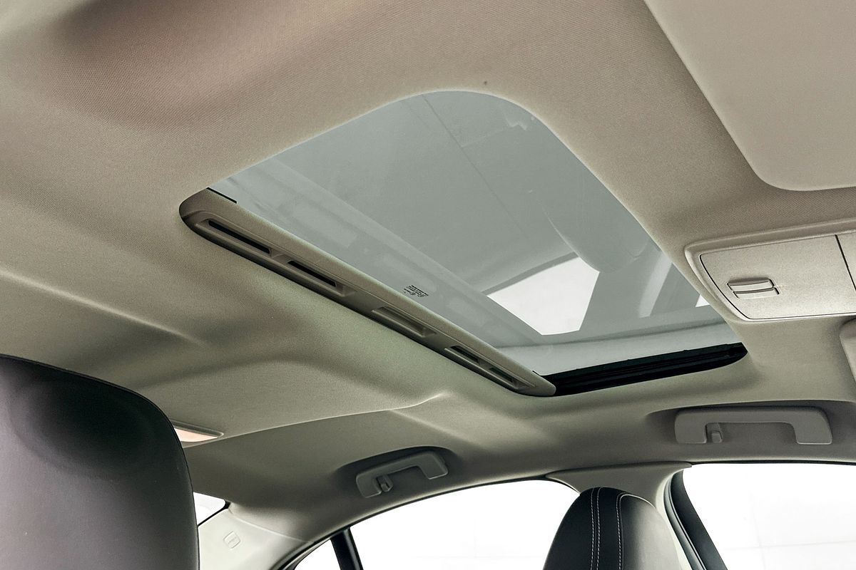 2017 Holden COMMODORE SS-V REDLINE VF II MY17