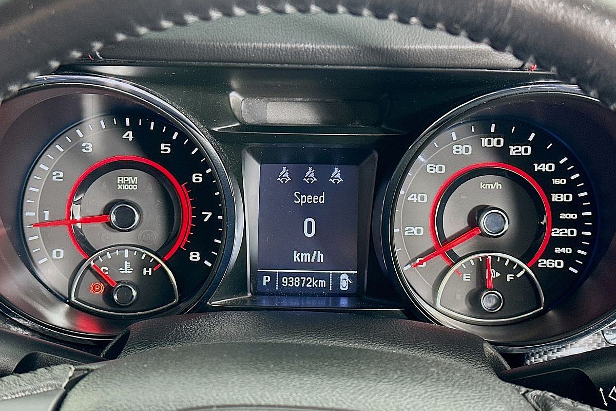 2016 Holden COMMODORE SV6 BLACK EDITION VFII MY16