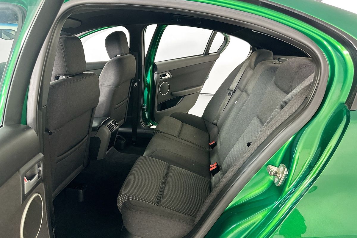 2011 Holden COMMODORE SV6 VE II