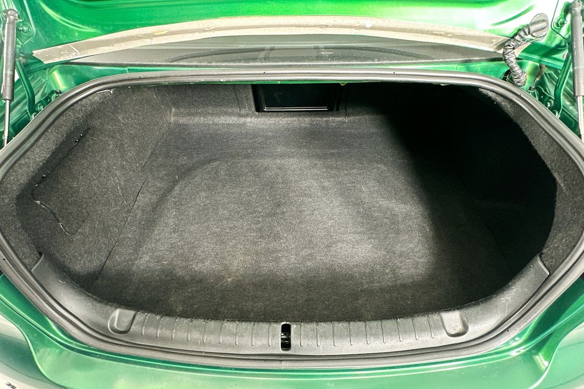 2011 Holden COMMODORE SV6 VE II