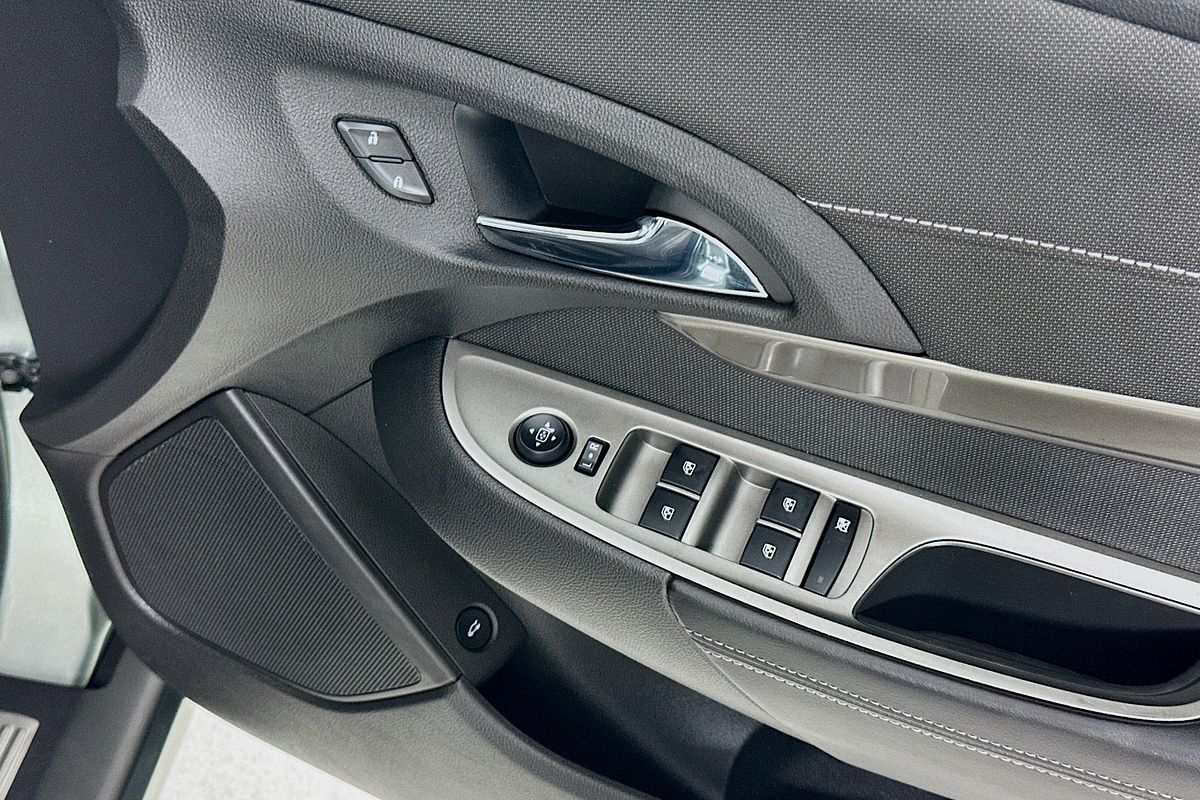 2014 Holden COMMODORE EVOKE VF