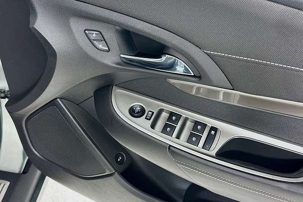 2014 Holden COMMODORE EVOKE VF