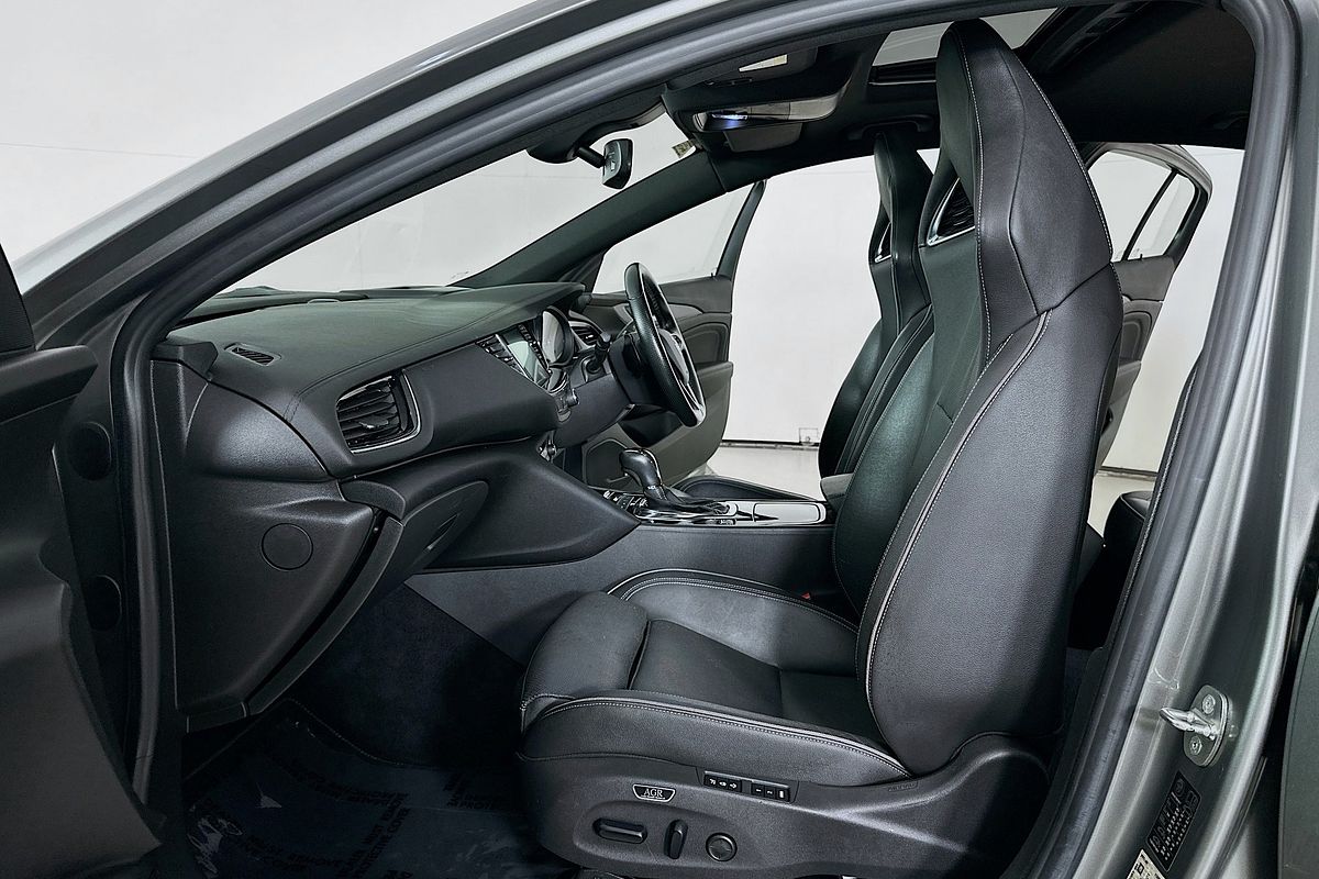 2018 Holden COMMODORE VXR ZB