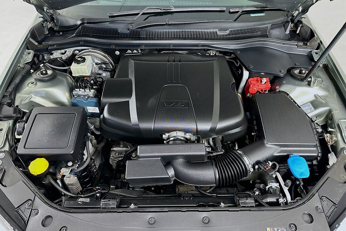 2016 Holden COMMODORE SV6 BLACK EDITION VFII MY16