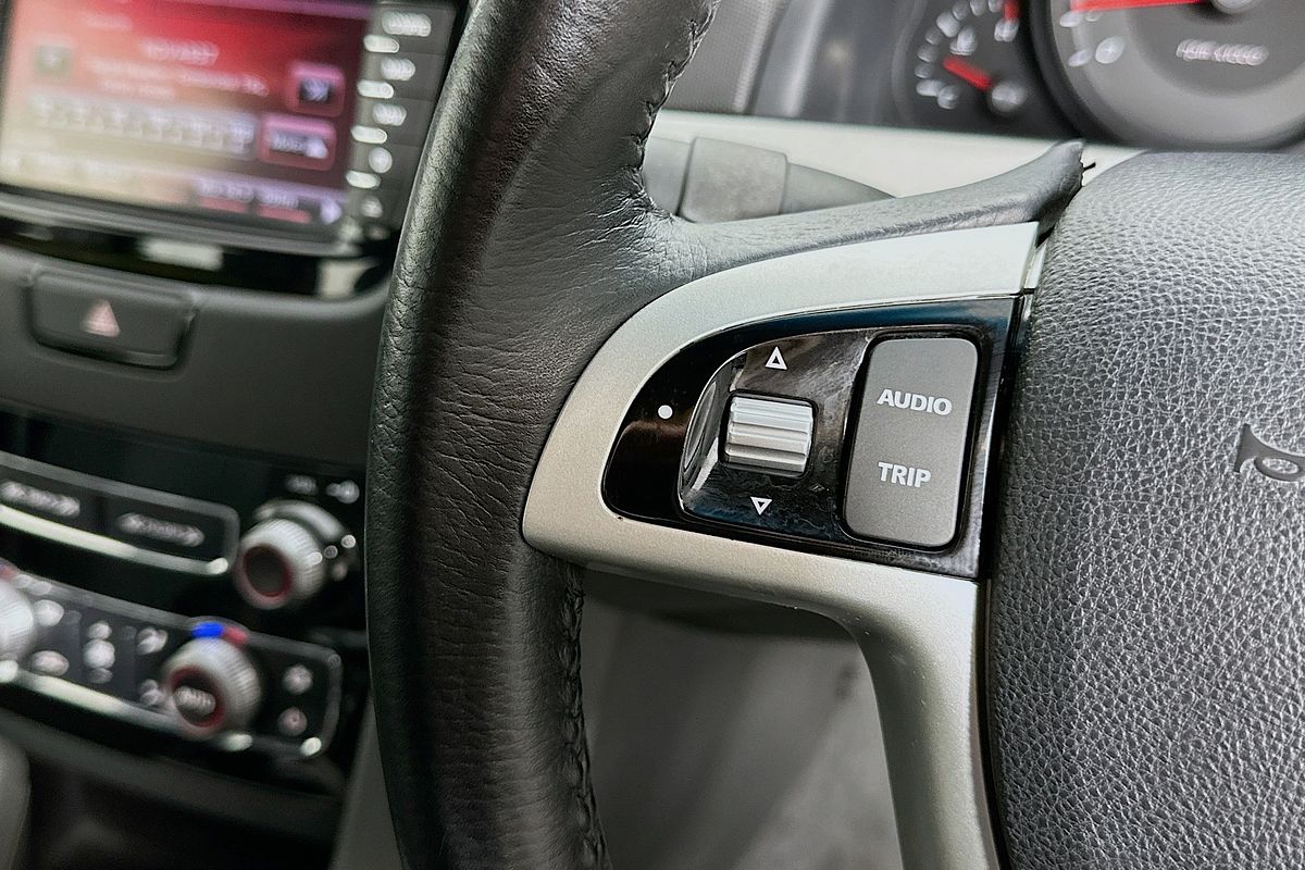 2012 Holden COMMODORE SV6 VE II MY12