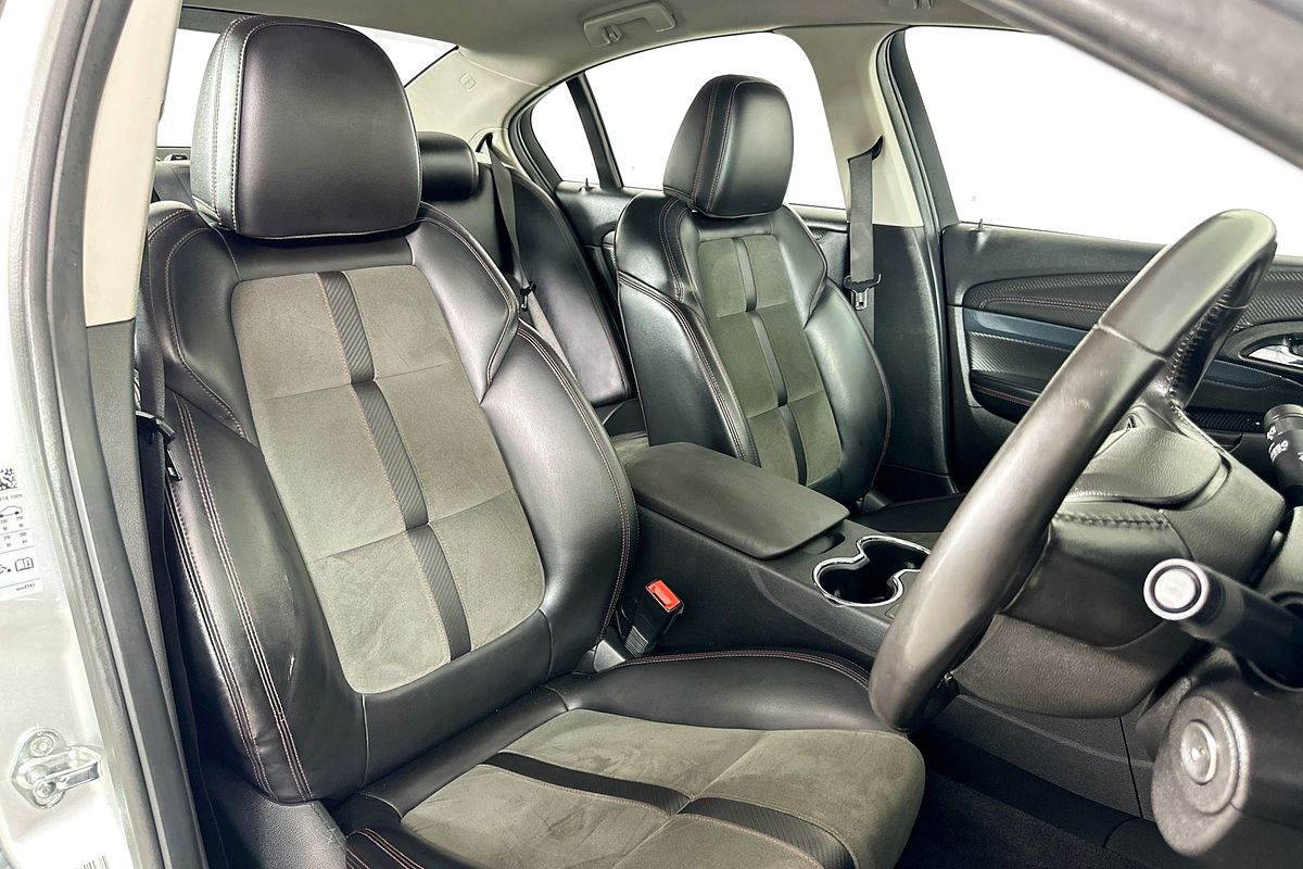 2015 Holden COMMODORE SV6 STORM VF MY15