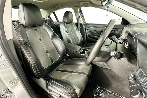 2017 Holden COMMODORE SV6 VF II MY17