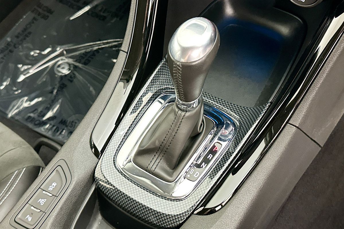 2017 Holden COMMODORE SS VF II MY17