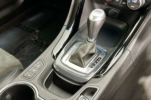 2017 Holden COMMODORE SV6 VF II MY17