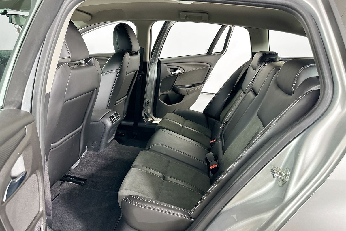 2017 Holden COMMODORE SS VF II MY17