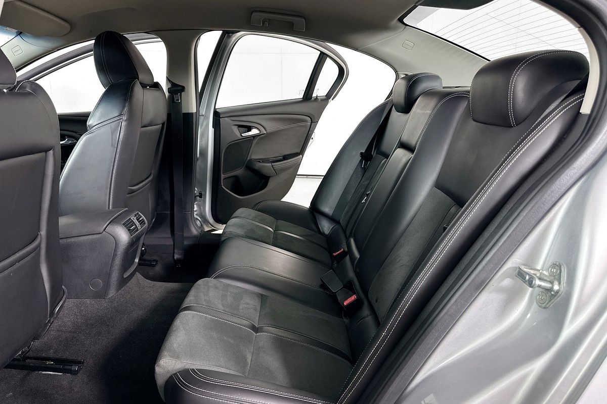 2017 Holden COMMODORE SV6 VF II MY17