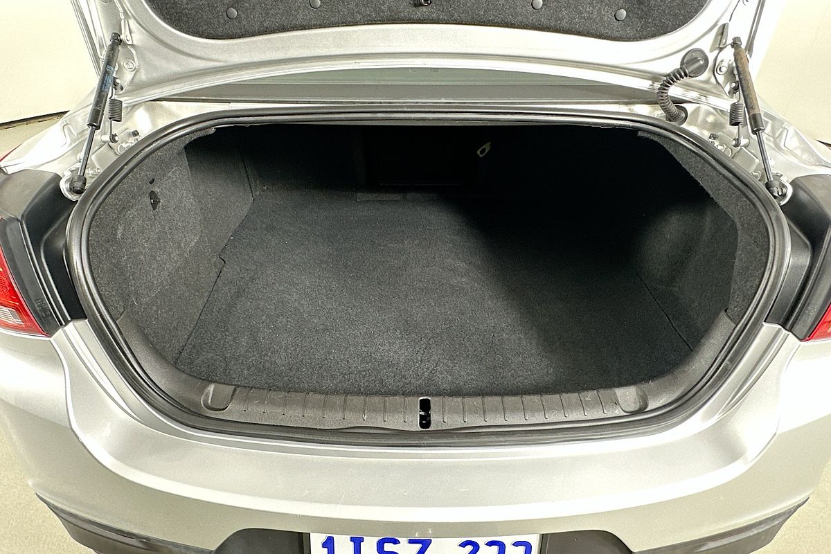 2014 Holden COMMODORE SV6 STORM VF