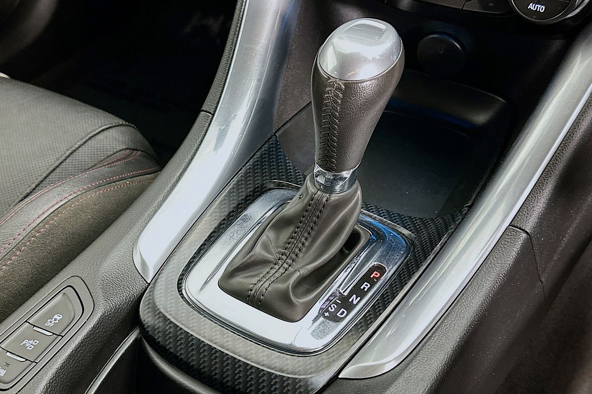 2013 Holden COMMODORE SS-V REDLINE VF