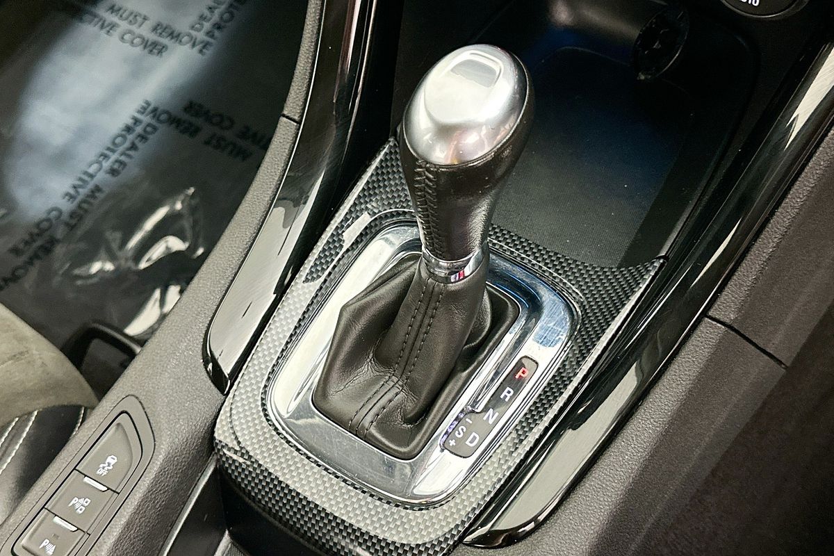 2017 Holden COMMODORE SV6 VF II MY17