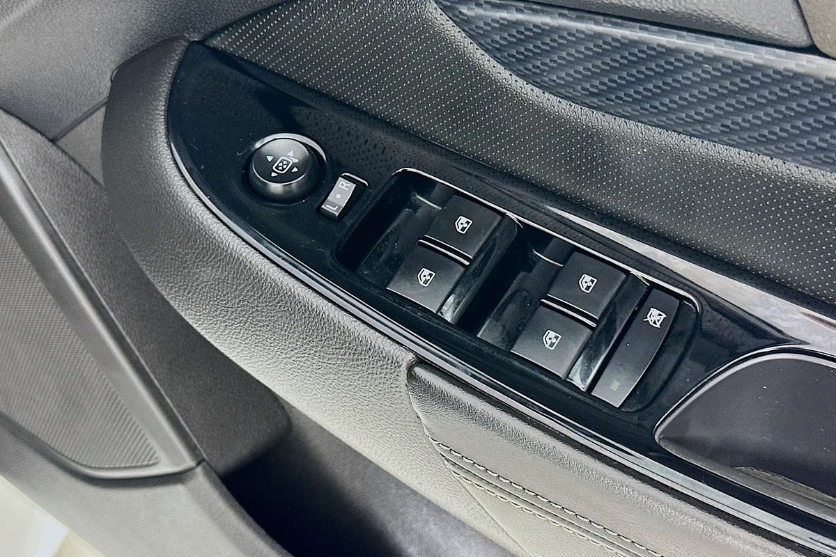 2015 Holden COMMODORE SS-V REDLINE VF MY15