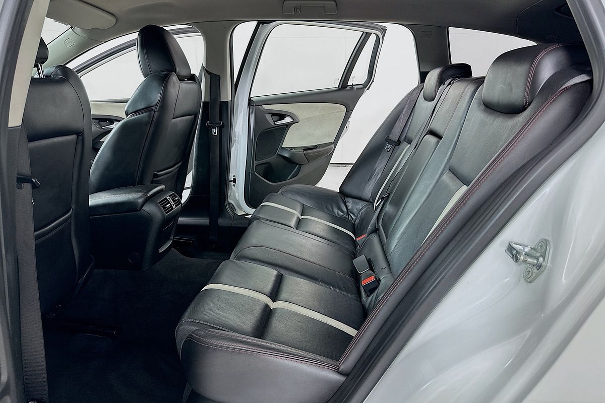 2013 Holden COMMODORE SS-V REDLINE VF