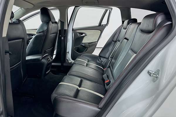 2013 Holden COMMODORE SS-V REDLINE VF