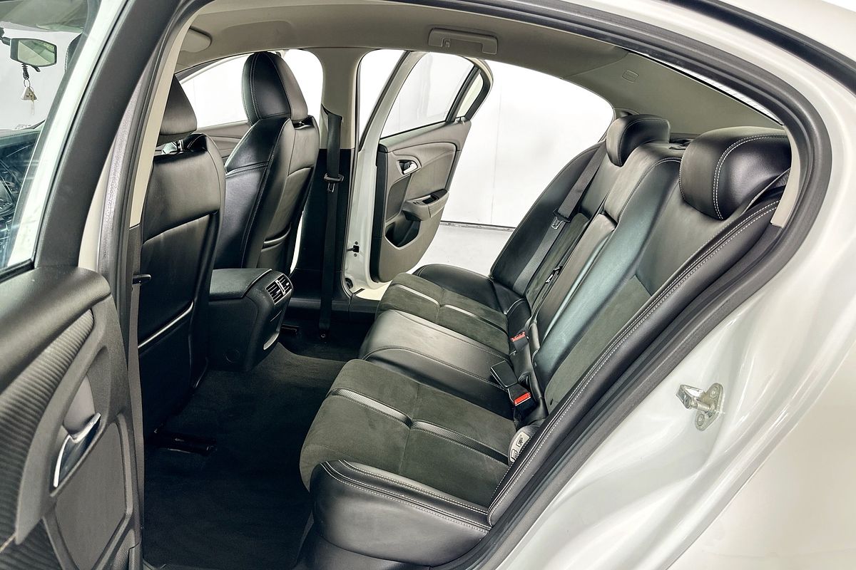 2017 Holden COMMODORE SV6 VF II MY17