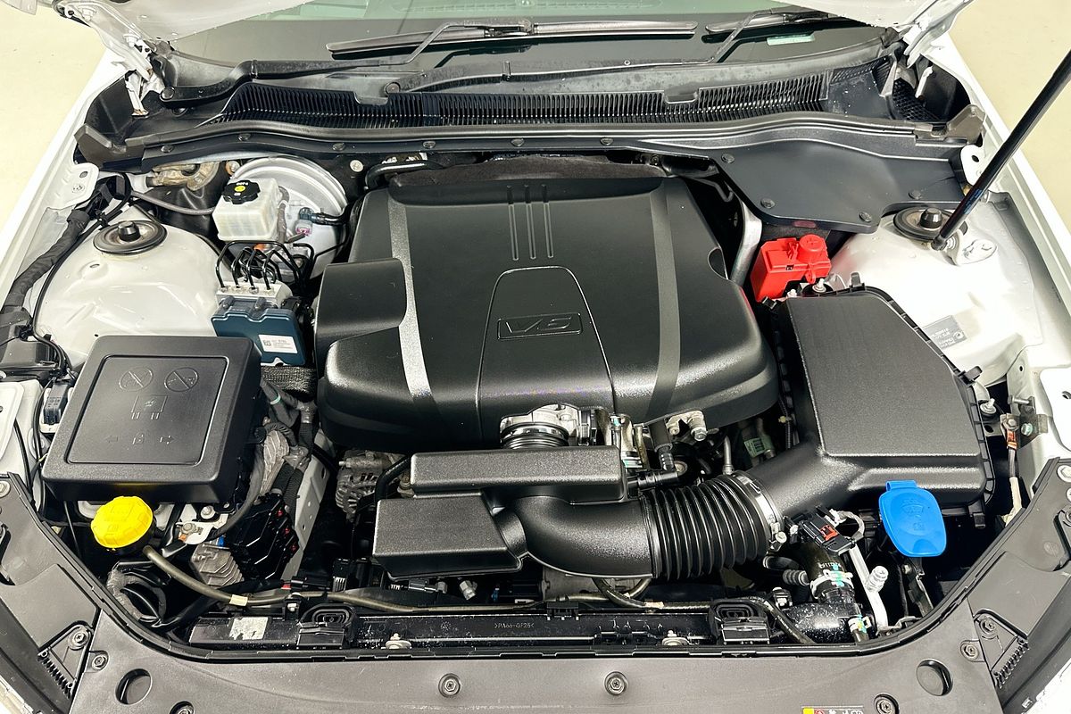 2017 Holden COMMODORE SV6 VF II MY17