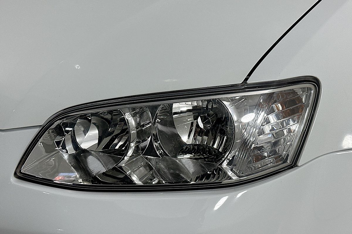 2010 Holden COMMODORE OMEGA VE II