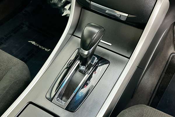 2013 Honda ACCORD VTi-S 60