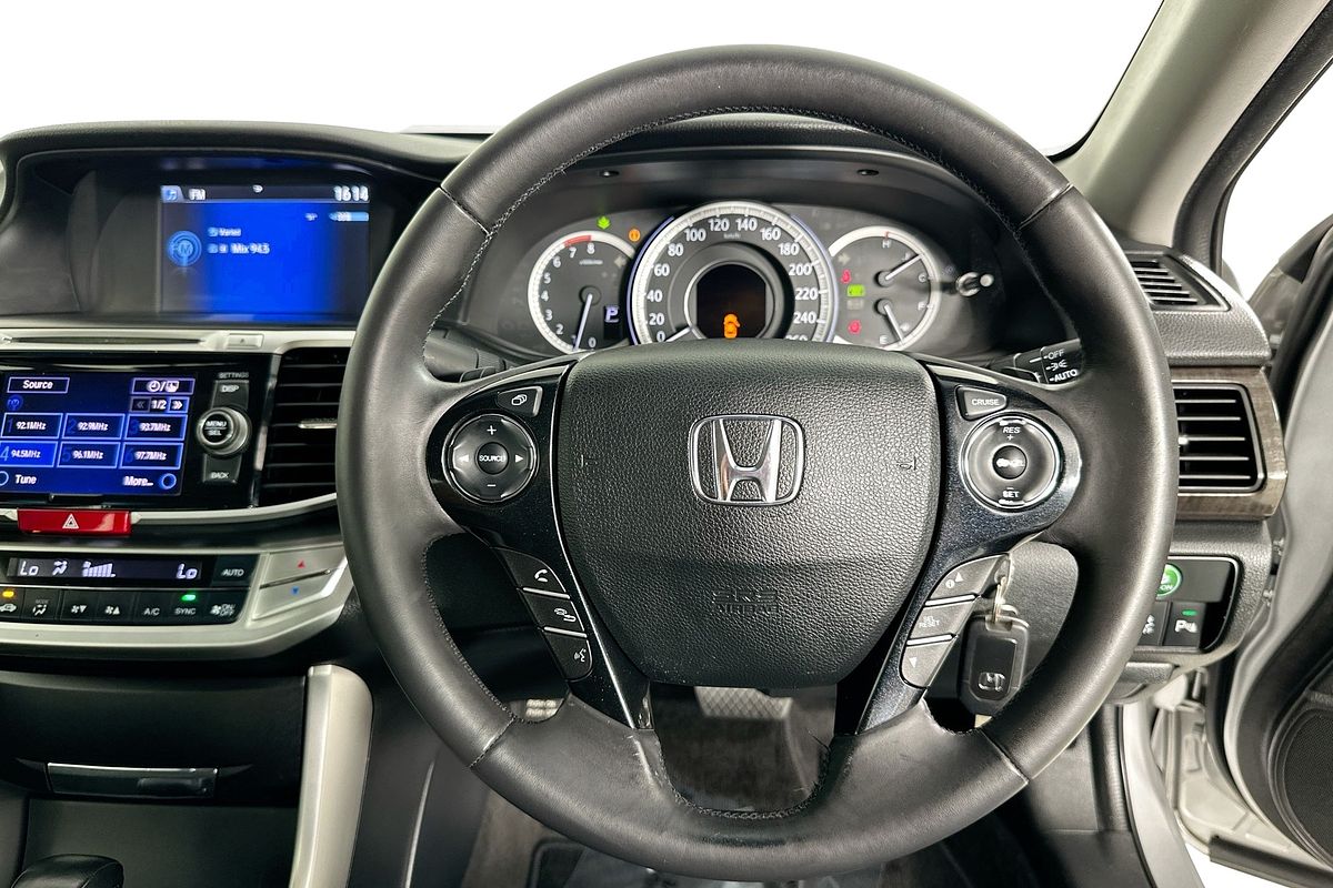 2013 Honda ACCORD VTi-S 60