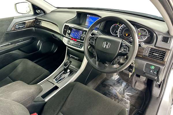 2013 Honda ACCORD VTi-S 60