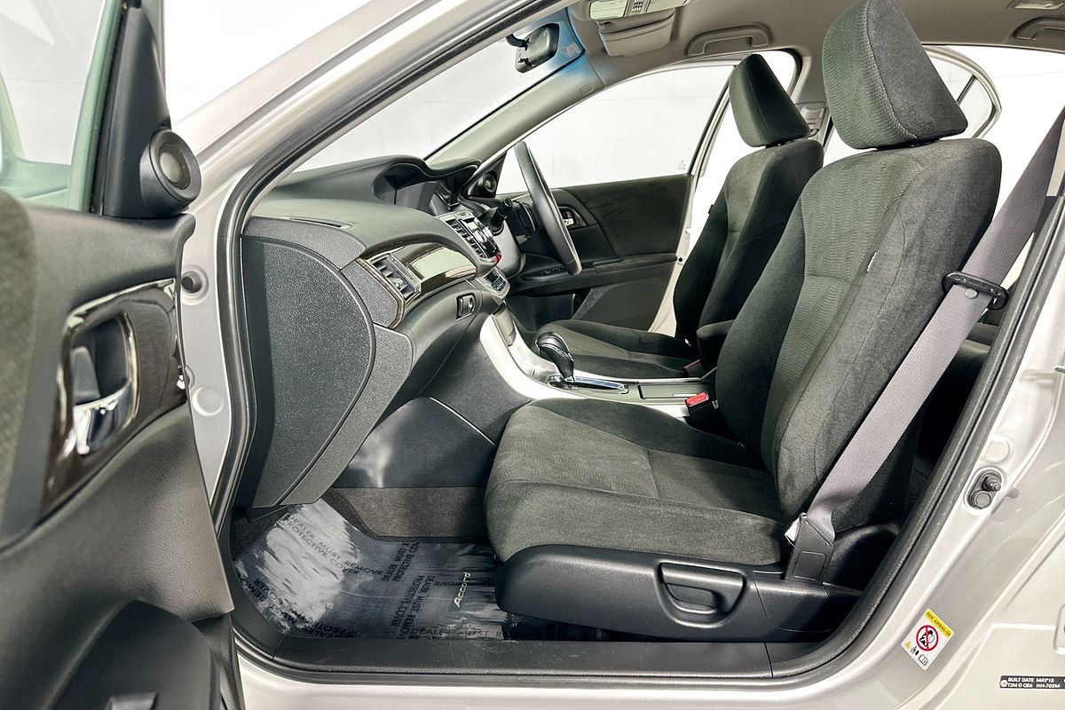 2013 Honda ACCORD VTi-S 60