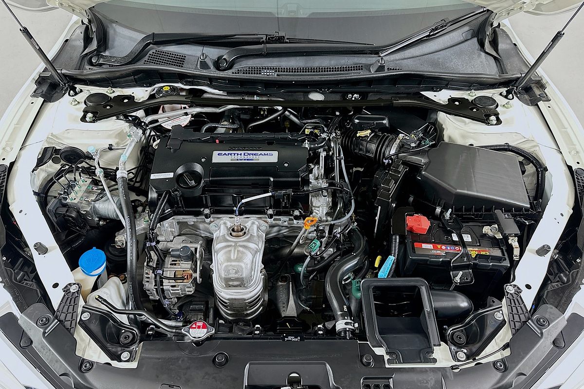 2016 Honda ACCORD VTi-L 60 MY16